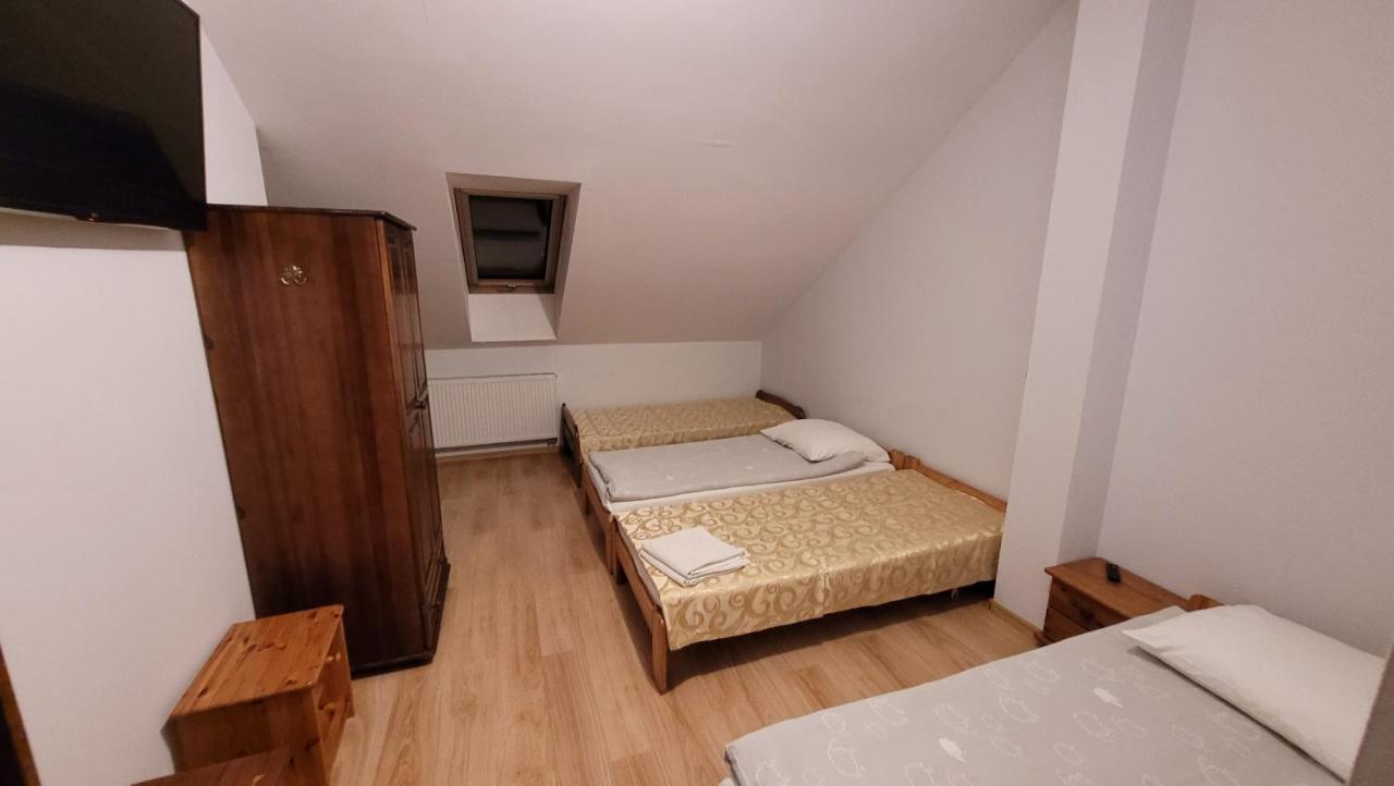 Hotel Złota Róża Sedziszow Exterior foto